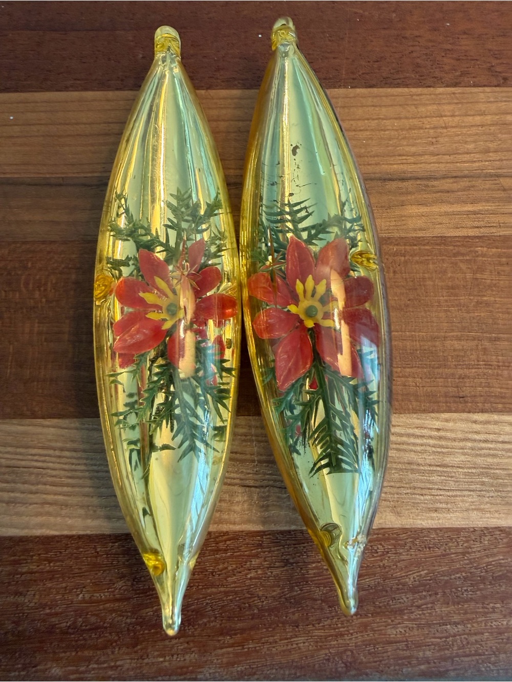 Vintage Jewel Brite Christmas Ornaments set of 2 Diorama Poinsettias